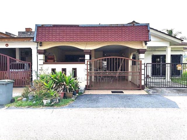Single Storey terrace house @ Taman Anika, Batu 9, Port Dickson, N9 1