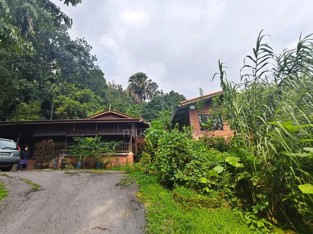 1 Acre Kampung Palimbayan Sungai Penchala Land 1 Storey Bungalow 1