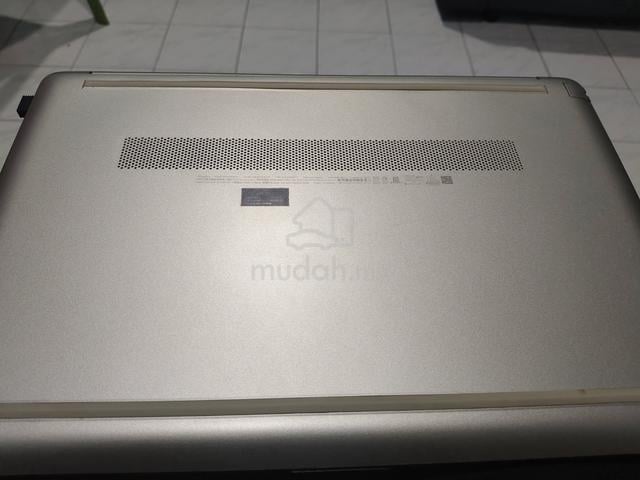 HP Laptop 15s i5 SSD BARU - photo 4 of 5