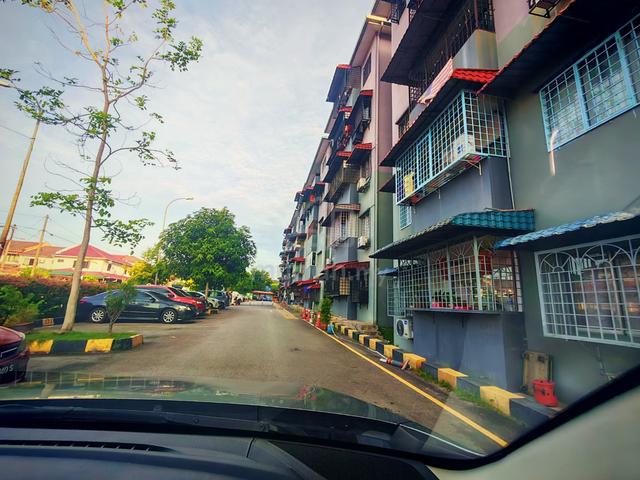 Putra Indah Apartment 1