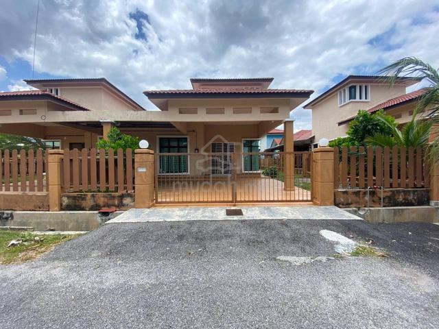 (Fully Furnish) Semi D Cluster Tmn Saujana Indah Bukit Katil, Melaka 1