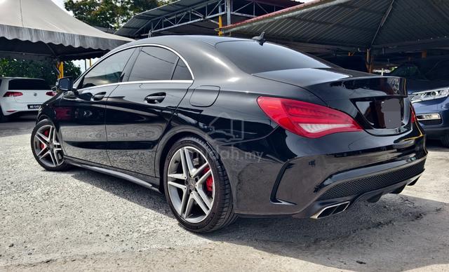 2015 M.Benz CLA45 AMG CBU 2.0 A boleh loan kedai - 2