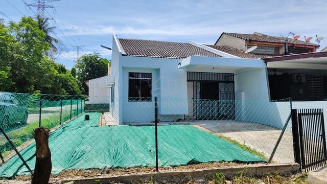 ENDLOT New Refurbish Single Storey Seksyen 2 Bandar Baru Bangi 1