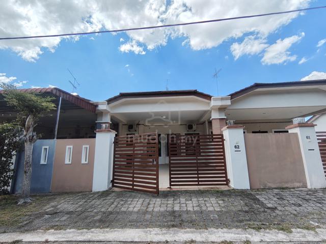 Rumah Teres Setingkat Untuk Dijual – Taman Kluang Indah 1