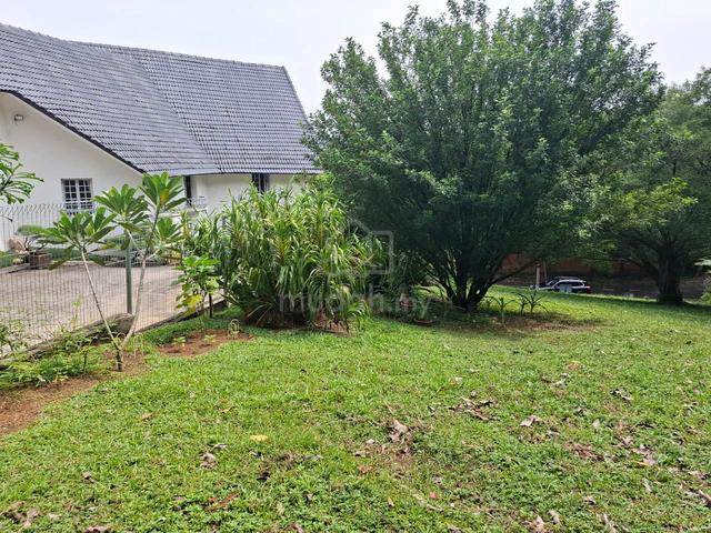 Kajang Country Heights Bungalow Land For Sale 1