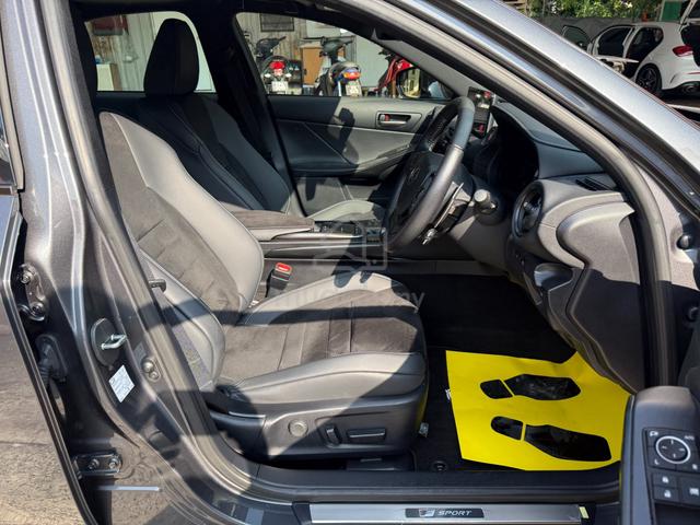 2023 Lexus IS300 2.0 F-SPORT MODE BLACK III (A) - 5
