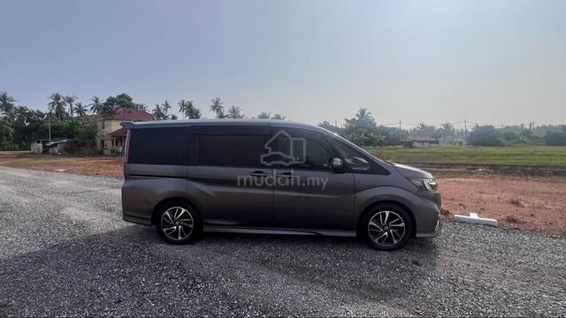 2020 Honda STEPWAGON 1.5 SPADA (A) - 4