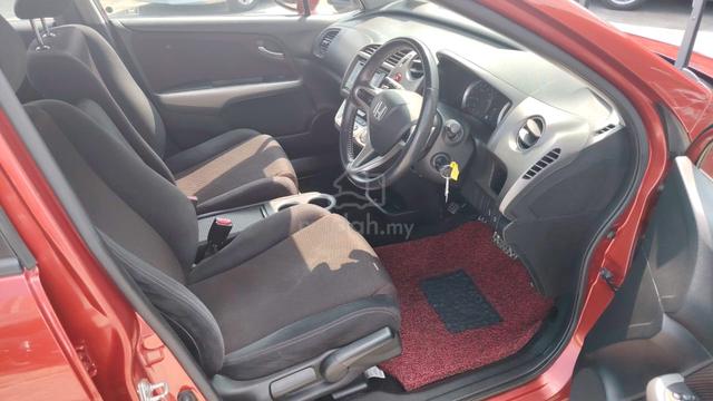 2013 Honda STREAM 1.8 I-VTEC RSZ FACELIFT (A) - 5