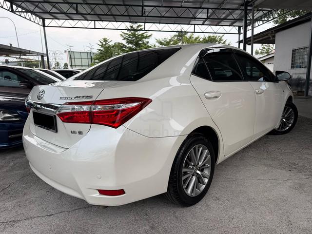 2014 Toyota COROLLA 1.8 ALTIS (A) Boleh Loan - 2