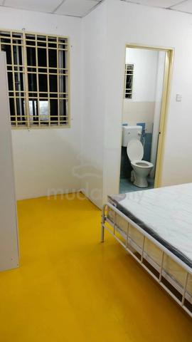 Master Bedroom di Bukit Tinggi 1, Bandar Klang, Selangor 1