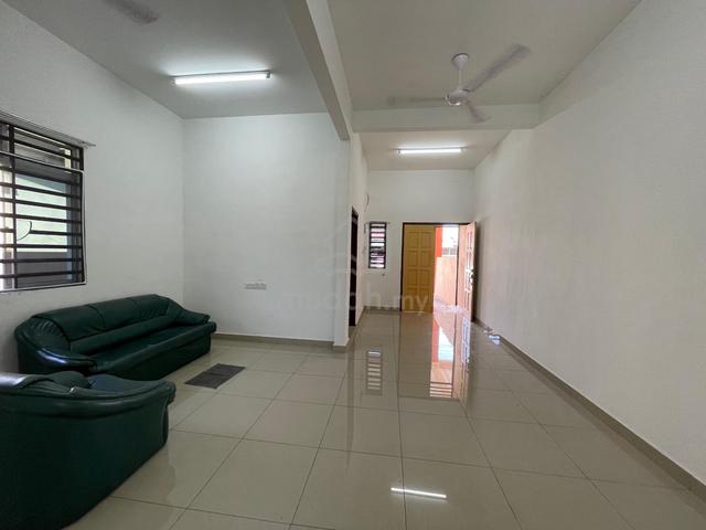 Kampung Baru Own Build Super Large Single Storey Semi-D For Rent 2