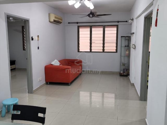 Aman Putra Apartment 1
