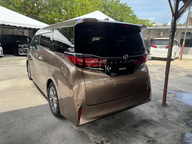2024 Toyota ALPHARD 2.5 Z 5A / 3K KM / SIDE STEP - 2