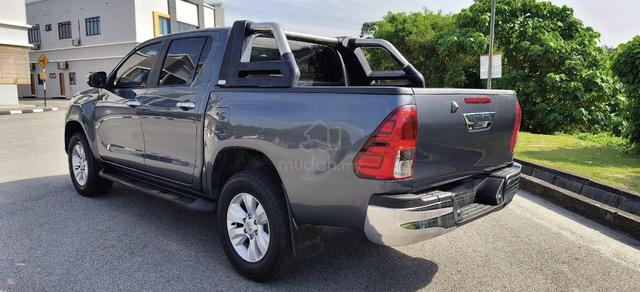 2017 Toyota HILUX 2.4 G VNT MY16 AN120 (A) - 2