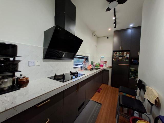 MOVE IN CONDITION!!! Teres 2 tingkat Kota Puteri RENOVATED with apprvl 1