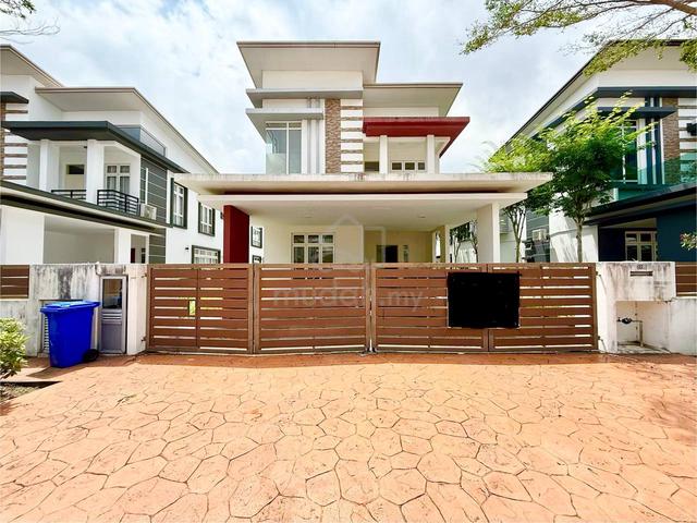 Double Storey Bungalow Link Casa Idaman, Setia Alam, Shah Alam 1
