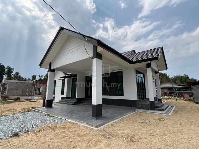 1 unit Banglo Limbongan (depan jalan utama) 1