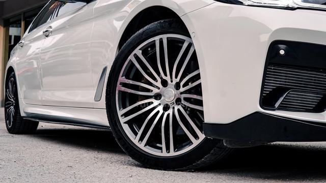 Bmw 530e 2.0 G30 CONVERT M5 LCI MSPORT P.BOOT 2019 - 5