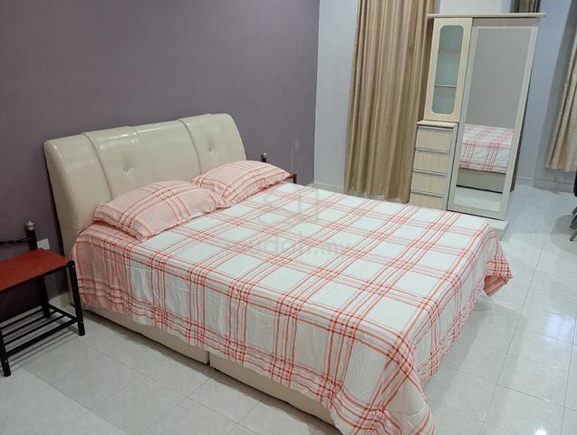 Master Bedroom for Rent 1