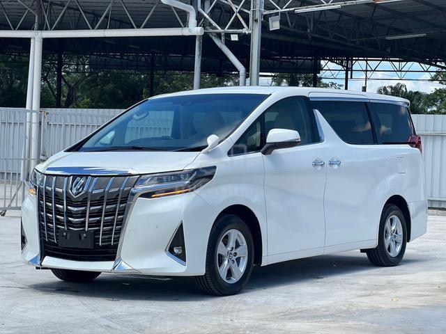 RECON 2023 Toyota ALPHARD X 4WD DIM BSM FULL SPEC - 3