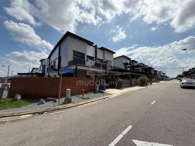 Taman Tropika Kulai 2 Storey Cluster House Intermediate For Rent 1