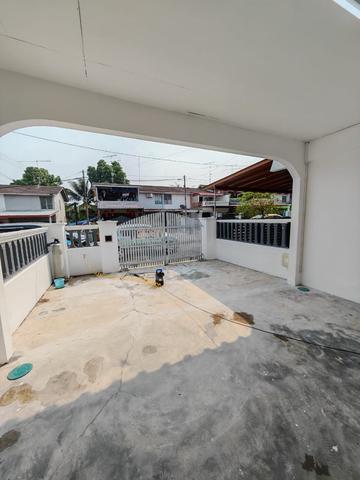 2 Storey Terrace Fully Furnished 3 Bed 2 Bath Low Deposit Kulai Senai 1