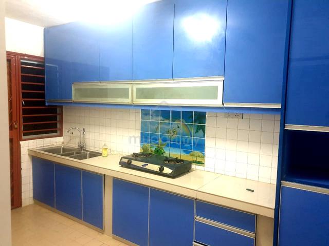 [ Partially Furnished ] 2 Sty House , Serdang Raya 1