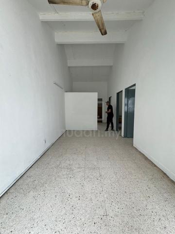 Tmn Desa Ayer Hitam Rumah Satu Tingkat @ Tmn Tasik Puchong (Full Loan) 1