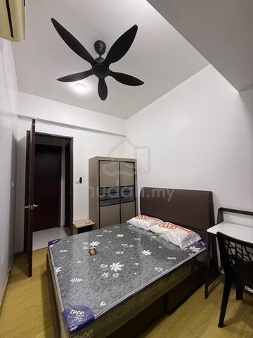 Johor Danga Bay -Bay Laurel for rent(room only) 1
