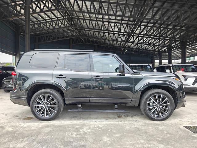 2025 Lexus GX550 3.4 LUXURY+ 6A Black Leather New - 5
