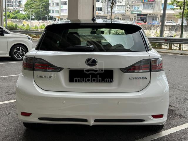 2014 Lexus CT200 1.8 h F-SPORT (HYBRID)- NEWBATT26 - 3