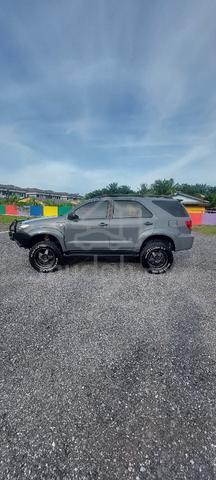 Toyota FORTUNER 2.7 V (A) PETROL.. - 2