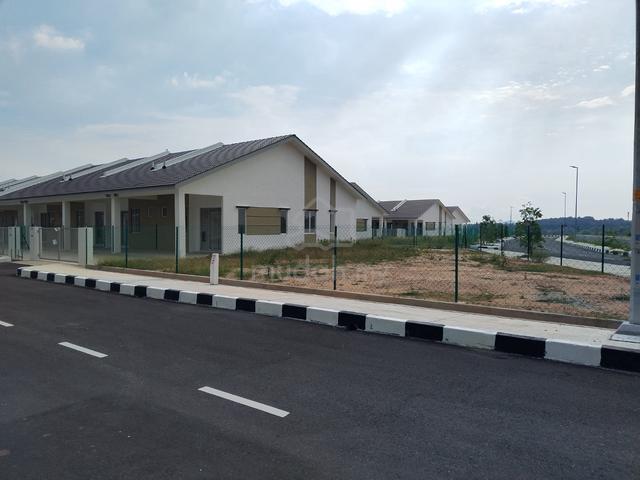 Corner lot Taman Kulim Utama Fasa 3. KULIM HI TECH PARK. 1