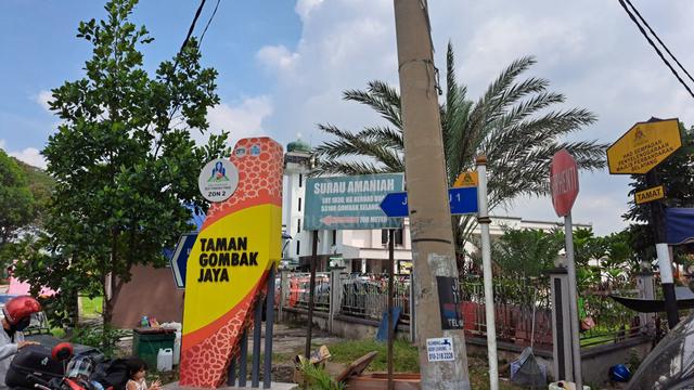KEDAI-PEJABAT (Office-Shop Lot) Grd+3 Tingkat di Gombak, Selangor 1