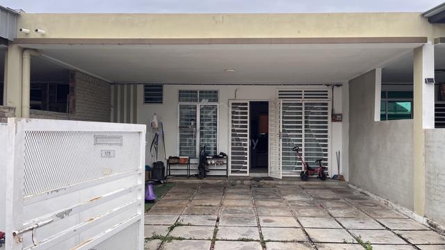 Rumah Teres Yarra Park 1