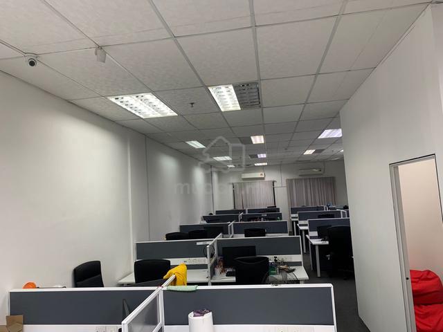D'Piazza Mall | Office space | Bayan Baru | close to factory, hospital 1