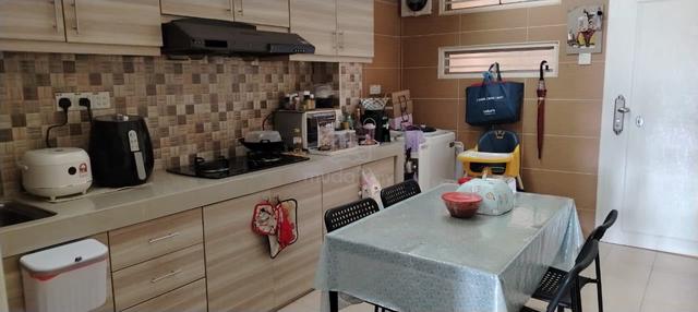 Residensi Bistaria 1