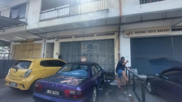 Ground Floor Light Industrial Shop Inter face main road at Kolombong 1