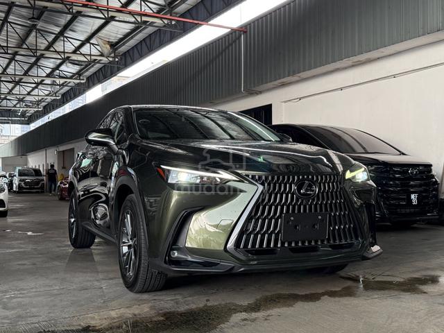 2023 Lexus NX250 BASE & I 💚 GreeN CoL 15k Mileage - 3