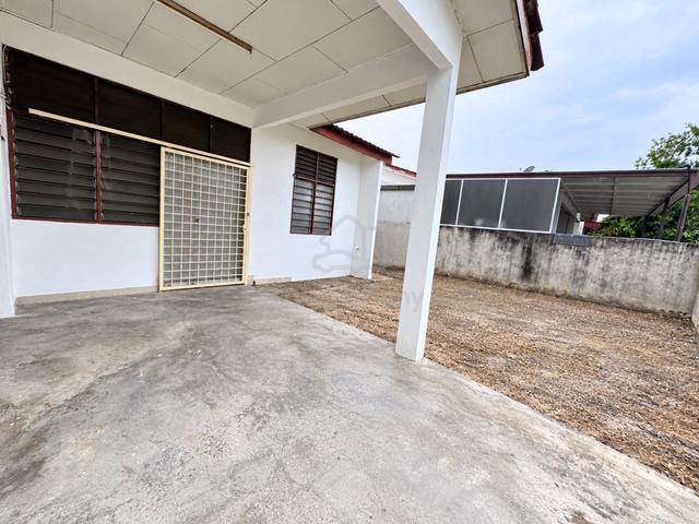 Taman Belibis/Simpang Ampat/Single Storey End Lot for Rent 1