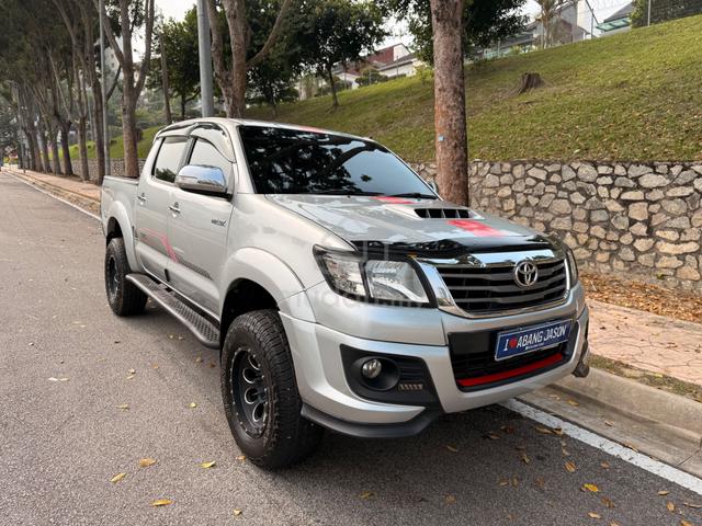 2015 Toyota HILUX 2.5 G TRD SPORTIVO OTR PRICE - 2