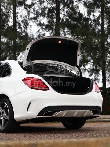 2016 Mercedes Benz C-CLASS 2.0 200 AMG LINE (CBU) - 4