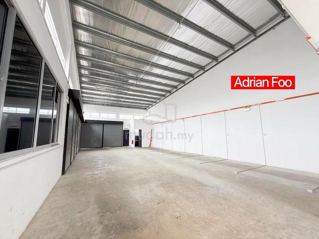 1.5 Storey Warehouse At Sungai Bakap Jawi Good Condition 1