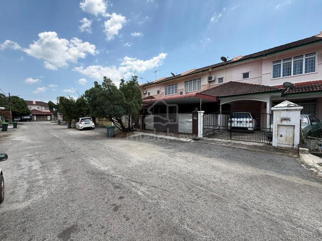 Bandar Puteri Jaya Double Storey House Nr Bintang Maya 1