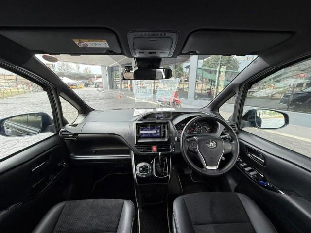 2021 Toyota VOXY 2.0 ZS KIRAMEKI III (A) - 5