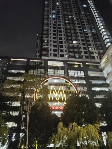 M Luna 1