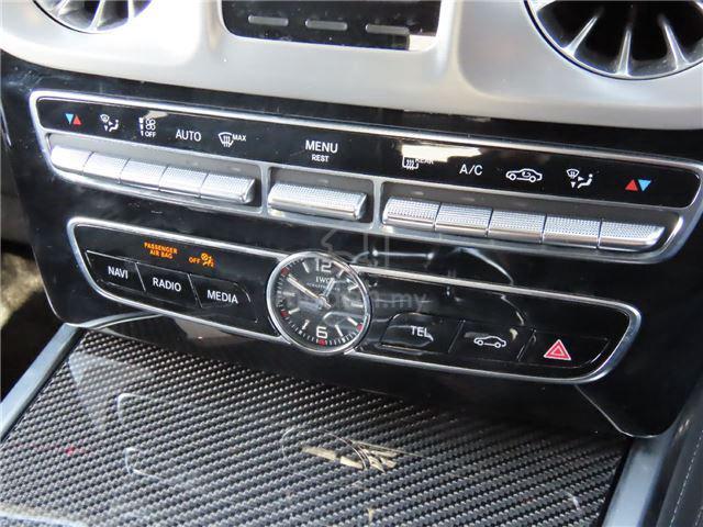 2022 Mercedes-Benz G63 AMG 4.0 V8 Carbon Interior - 5