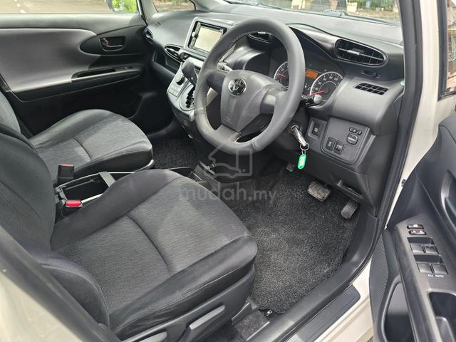 2009 Toyota WISH 1.8 S (A) FACELIFT - 3