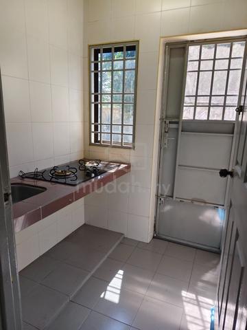 Full loan,below market value, single storey house nearby Botani 1