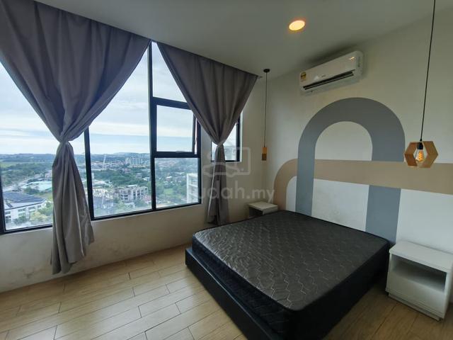 Manhattan Suites @ ITCC 1